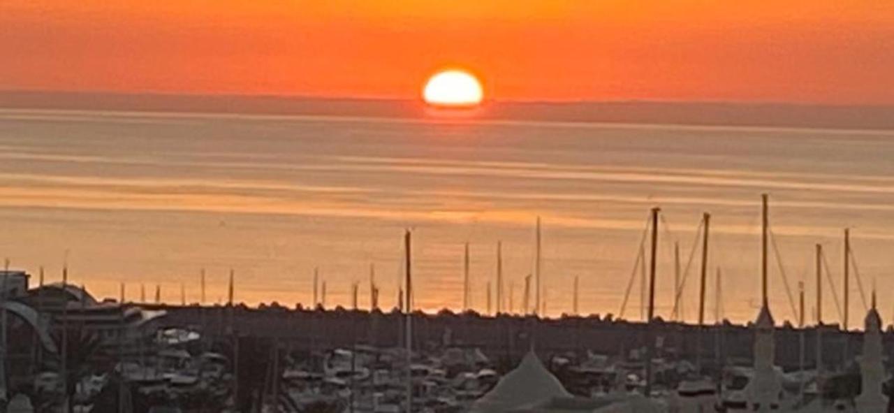 شقة Puerto Marina بينالماذينا المظهر الخارجي الصورة